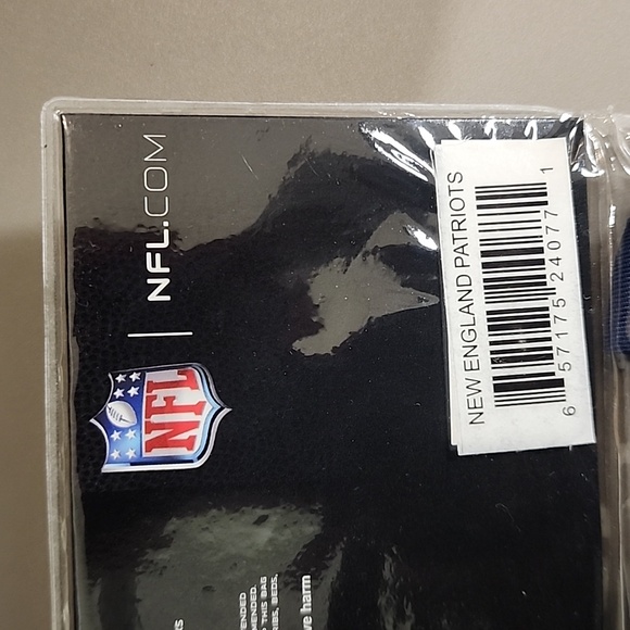 NFL chef apron and hatWeight 10oz, NFL FootballGreat for tailgating, barbequ - Picture 5 of 5